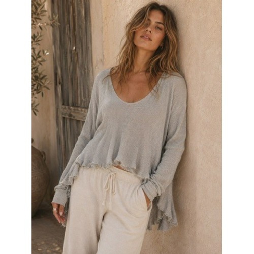We The Free Free People Gray Waffle Knit Thermal Scoop Neck Raw Hem Top Small
